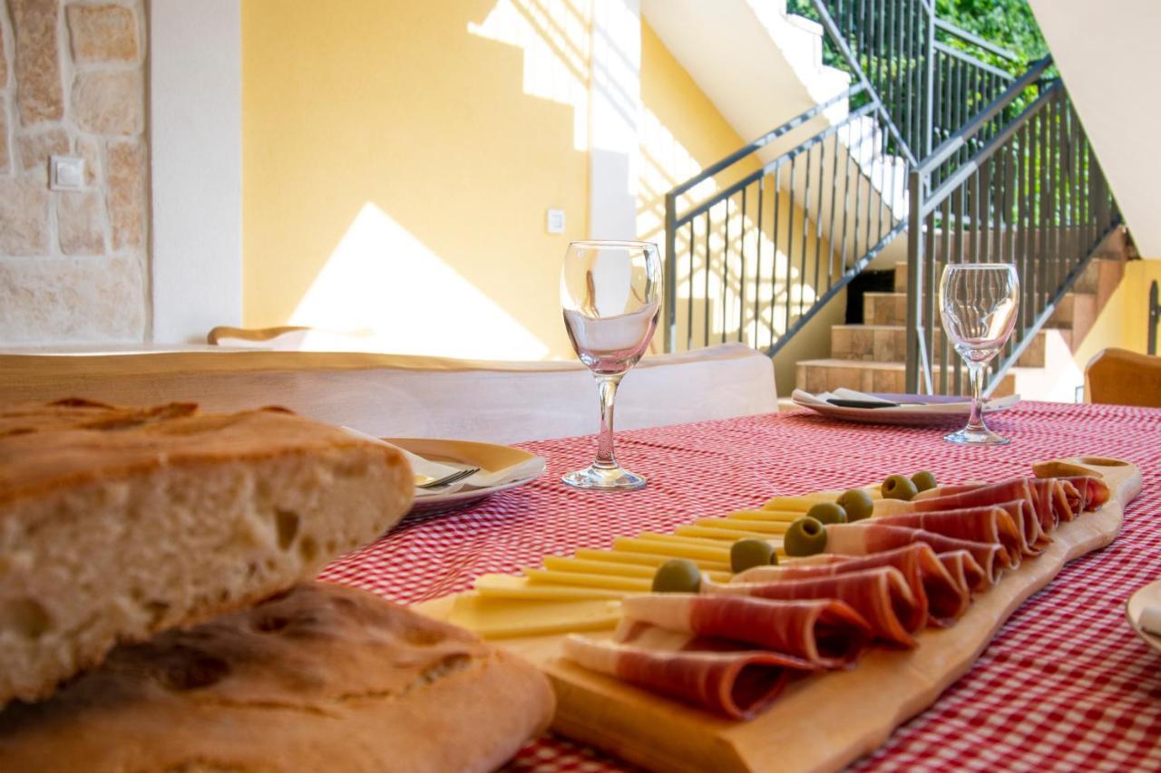 Holiday home Kuca Za Odmor Niko Mirlovic Zagora